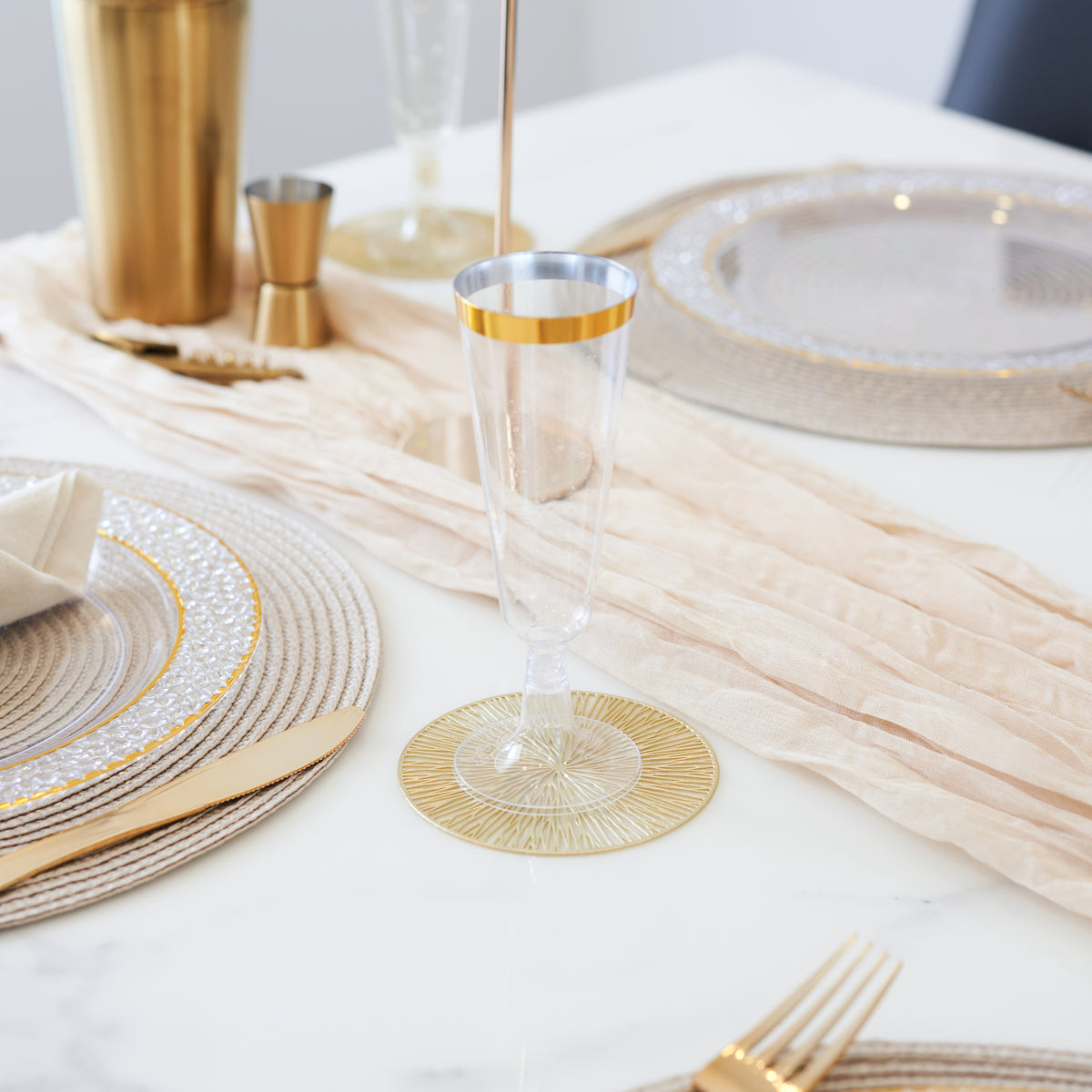 Plastic Champagne Flutes with Gold Rim (150ml)